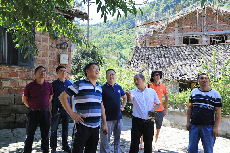 川投峨旅与嘉阳集团就项目推进相关事宜进行协调沟通